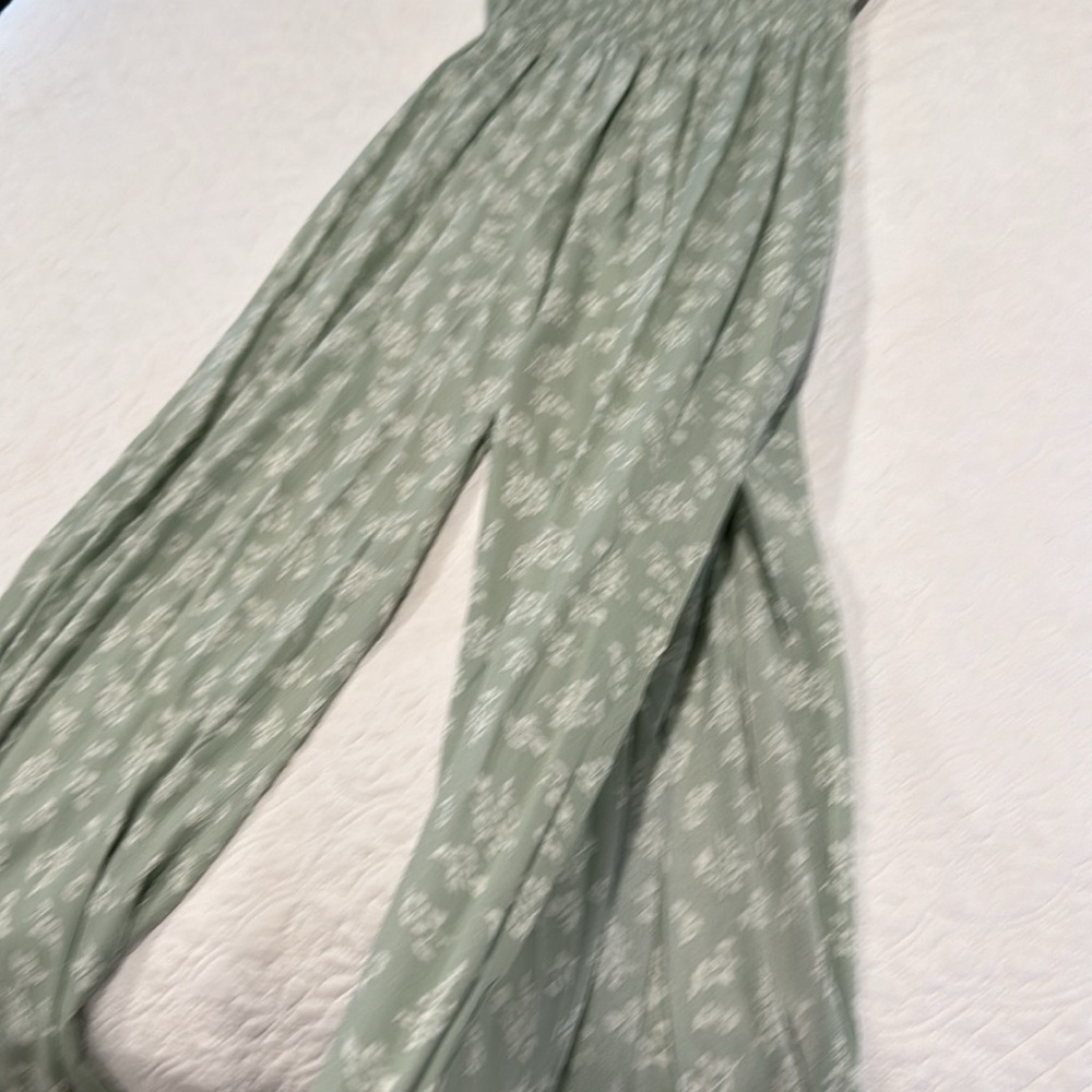 Slaty Lemon Pant Romper Large Never Worn But Dry Cleaned With Adjustable Straps - Picture 2 of 4